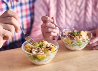 El hábito alimenticio que ayuda a proteger músculos y cerebro al envejecer El hábito alimenticio que ayuda a proteger músculos y cerebro al envejecer