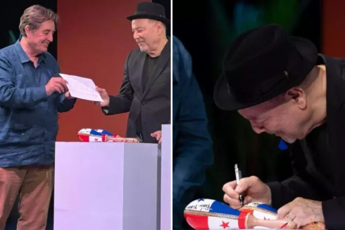 Rubén Blades entrega legado histórico al Instituto Cervantes Rubén Blades entrega legado histórico al Instituto Cervantes
