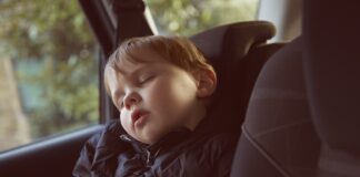 Altas temperaturas de verano aumentan riesgo de niños en autos Altas temperaturas de verano aumentan riesgo de niños en autos