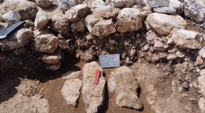 Encuentran vestigios de un posible espacio ceremonial maya de 1.500 años Encuentran vestigios de un posible espacio ceremonial maya de 1,500 años