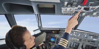 Informe revela las barreras que aún enfrentan las mujeres en el transporte turístico Informe revela las barreras que aún enfrentan las mujeres en el transporte turístico