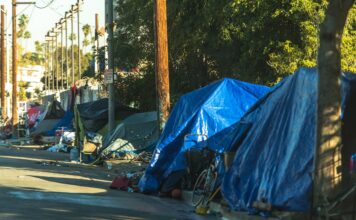 LAHSA demanda a HUD para proteger vivienda de más de 11,000 angelinos LAHSA demanda a HUD para proteger vivienda de más de 11,000 angelinos