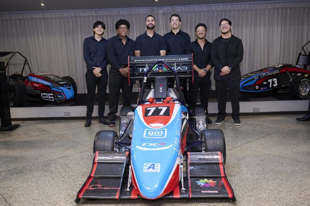 RUM revela el primer vehículo eléctrico construido por sus estudiantes