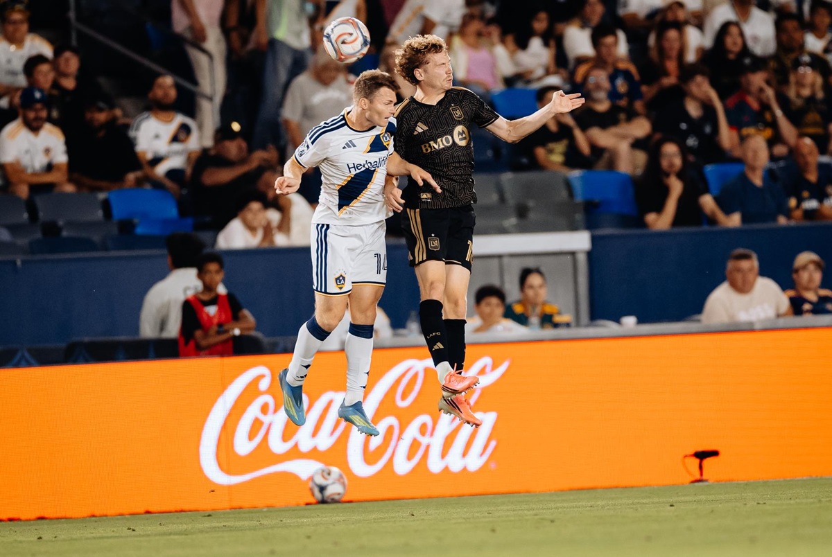 LAFC golea 3-0 al Galaxy y se impone en El Tráfico LAFC golea 3-0 al Galaxy y se impone en El Tráfico
