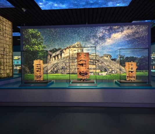 México lleva 804 tesoros arqueológicos a una histórica exposición en China México lleva 804 tesoros arqueológicos a una histórica exposición en China