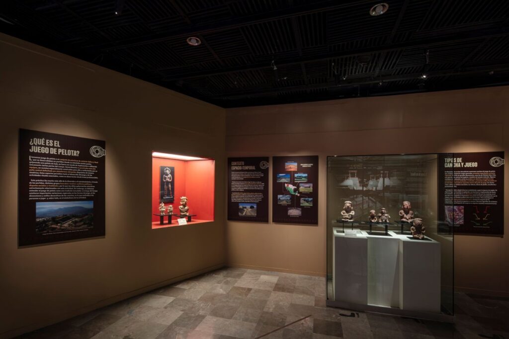 Museo del Templo Mayor reúne hallazgos del juego de pelota en Tenochtitlan