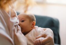 OMS y UNICEF piden reforzar el apoyo mundial a la lactancia materna OMS y UNICEF piden reforzar el apoyo mundial a la lactancia materna