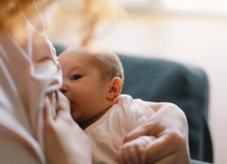 OMS y UNICEF piden reforzar el apoyo mundial a la lactancia materna OMS y UNICEF piden reforzar el apoyo mundial a la lactancia materna