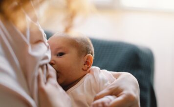 OMS y UNICEF piden reforzar el apoyo mundial a la lactancia materna OMS y UNICEF piden reforzar el apoyo mundial a la lactancia materna