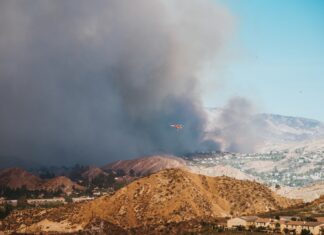 UC Irvine crea mapa para anticipar daños de incendios en California UC Irvine crea mapa para anticipar daños de incendios en California