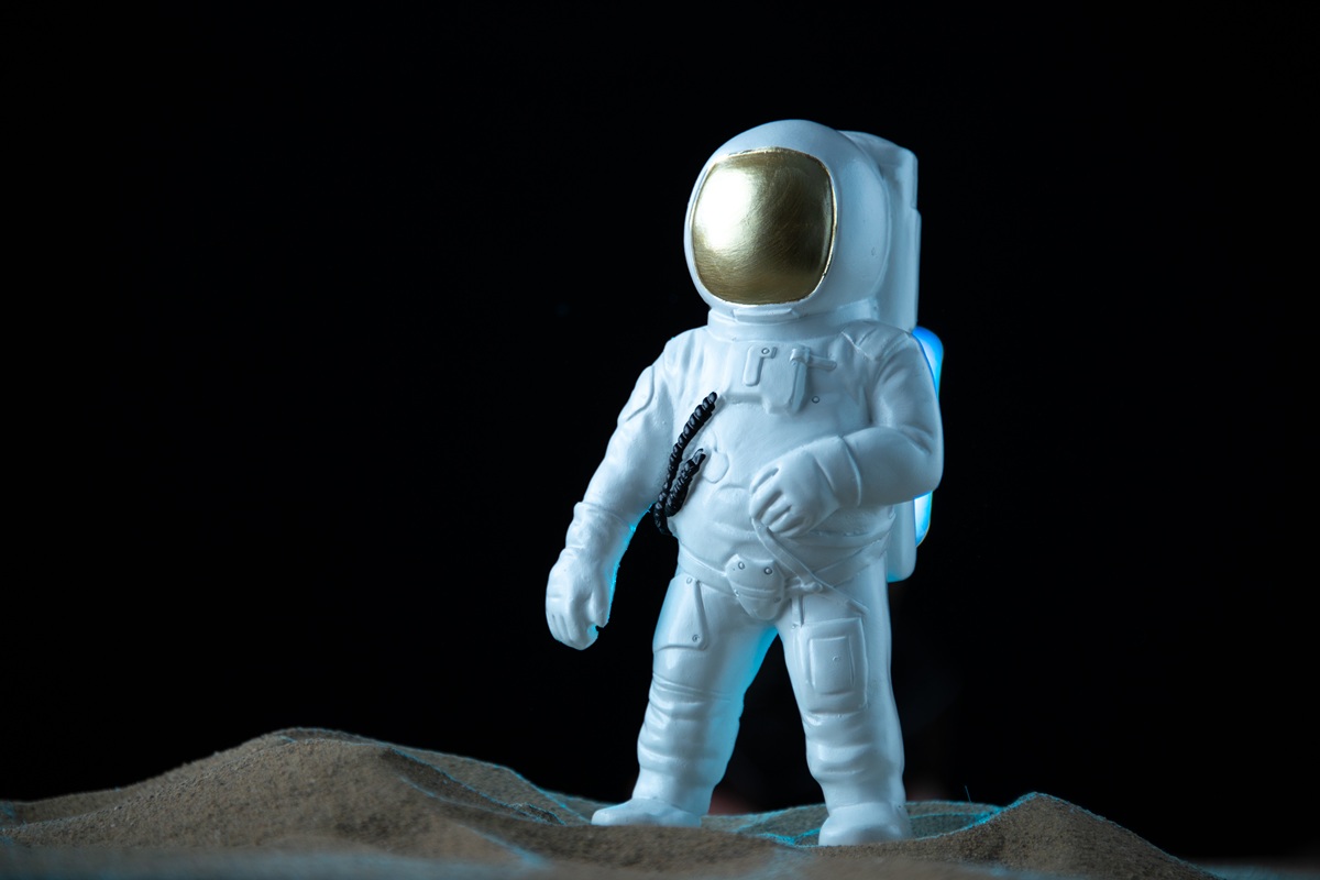 Astronauta de siete metros protagoniza exposición gratuita de la OEA en Washington Astronauta de siete metros protagoniza exposición gratuita de la OEA en Washington