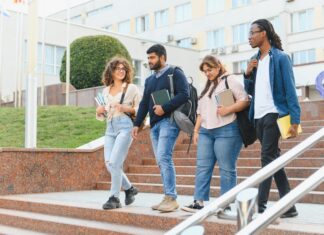 Cal State LA ampliará la fuerza laboral de salud mental juvenil Cal State LA ampliará la fuerza laboral de salud mental juvenil