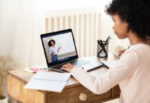 Condado de San Bernardino ofrece tutoría bilingüe gratuita las 24 horas Condado de San Bernardino ofrece tutoría bilingüe gratuita las 24 horas