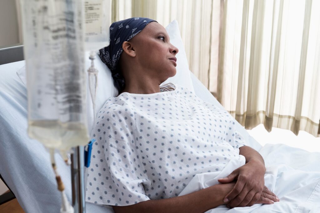 Costos y formación limitan la oncología integrativa en el mundo