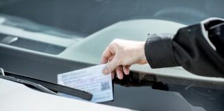 CourtHelp amplía los trámites de multas de tránsito en Los Ángeles CourtHelp amplía los trámites de multas de tránsito en Los Ángeles