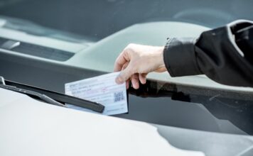 CourtHelp amplía los trámites de multas de tránsito en Los Ángeles CourtHelp amplía los trámites de multas de tránsito en Los Ángeles