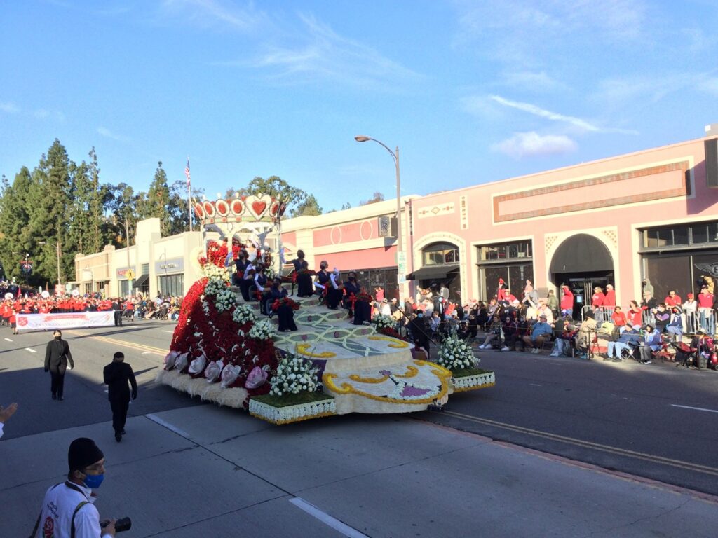 La Corte de las Rosas Más de 120 años de historia en el Desfile de Año Nuevo en Pasadena