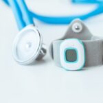 La FDA autoriza dispositivo portátil que monitorea glucosa y cetonas de forma continua