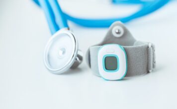 La FDA autoriza dispositivo portátil que monitorea glucosa y cetonas de forma continua La FDA autoriza dispositivo portátil que monitorea glucosa y cetonas de forma continua