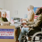 Los Ángeles busca trabajadores electorales bilingües para la elección general