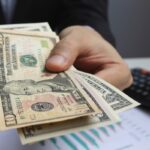 Trabajadores de California tendrán nueva tarifa mínima en 2027
