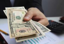 Trabajadores de California tendrán nueva tarifa mínima en 2027 Trabajadores de California tendrán nueva tarifa mínima en 2027