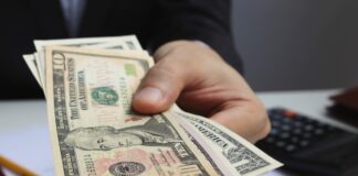 Trabajadores de California tendrán nueva tarifa mínima en 2027 Trabajadores de California tendrán nueva tarifa mínima en 2027