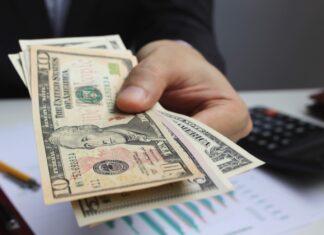 Trabajadores de California tendrán nueva tarifa mínima en 2027 Trabajadores de California tendrán nueva tarifa mínima en 2027