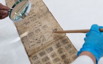 El Códice Boturini lleva la historia mexica a París El Códice Boturini lleva la historia mexica a París