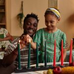 Nuevo sello de USPS celebra las tradiciones de Kwanzaa Nuevo sello de USPS celebra las tradiciones de Kwanzaa