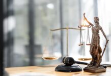 California mantiene una amplia brecha de abogados latinos California mantiene una amplia brecha de abogados latinos