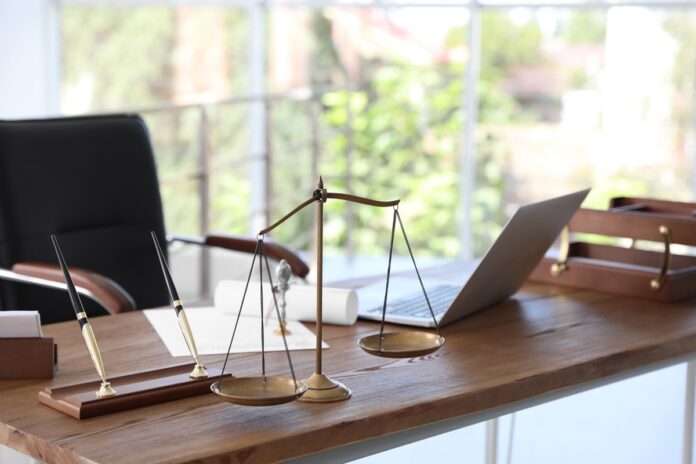 Colegio de Abogados de California interviene una práctica de servicios migratorios Colegio de Abogados de California interviene una práctica de servicios migratorios