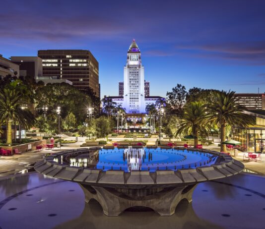 LA28 abrirá solicitudes para mercancía hecha en Los Ángeles LA28 abrirá solicitudes para mercancía hecha en Los Ángeles
