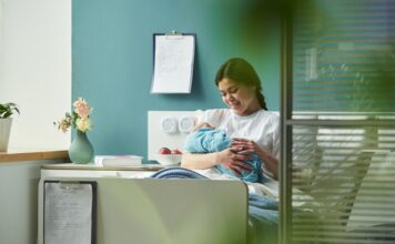 NEST entrega suministros para madres y recién nacidos NEST entrega suministros para madres y recién nacidos