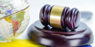 Venezolanos con TPS piden que entre en vigor un fallo que restituiría su protección Venezolanos solicitan al tribunal permitir la restitución del TPS